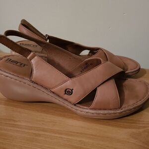 Born Sandals Size 11 Tan